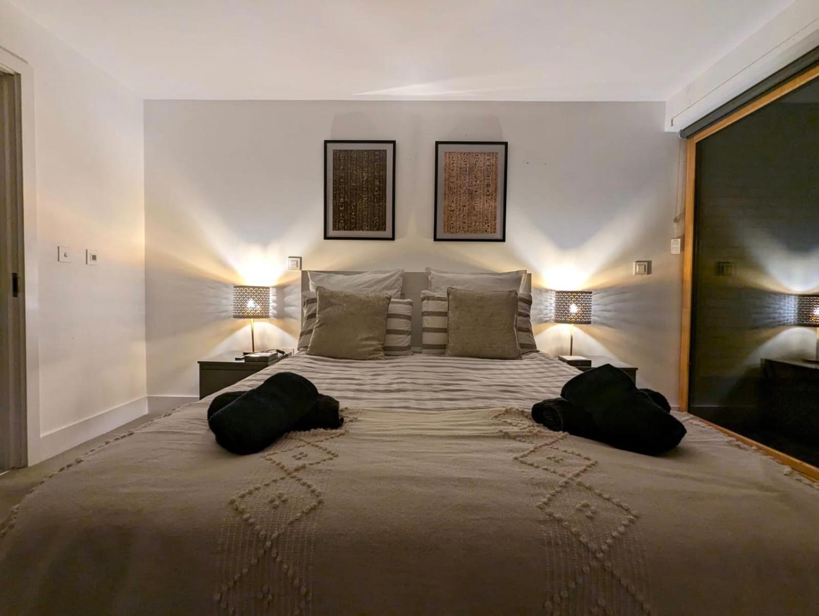 Апартаменты Luxurious & Modern Townhouse In Hammersmith Лондон Экстерьер фото